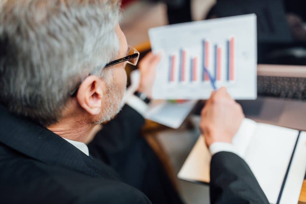 Interest Rate Hike 2025: Impacts and Financial Strategies